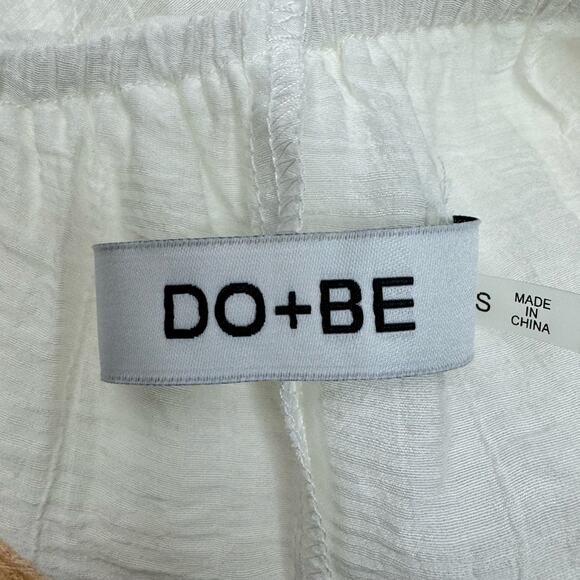 Do+Be Off Shoulder One Sleeve Ruffle Top Blouse Tiered Cropped White Size Small - Picture 4 of 5